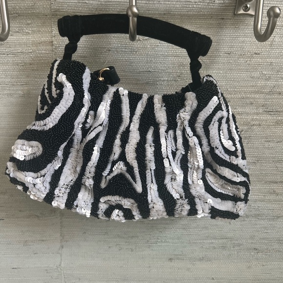 New Anthropologie sequin beaded animal clutch crossbody bag black white zebra - Picture 3 of 17